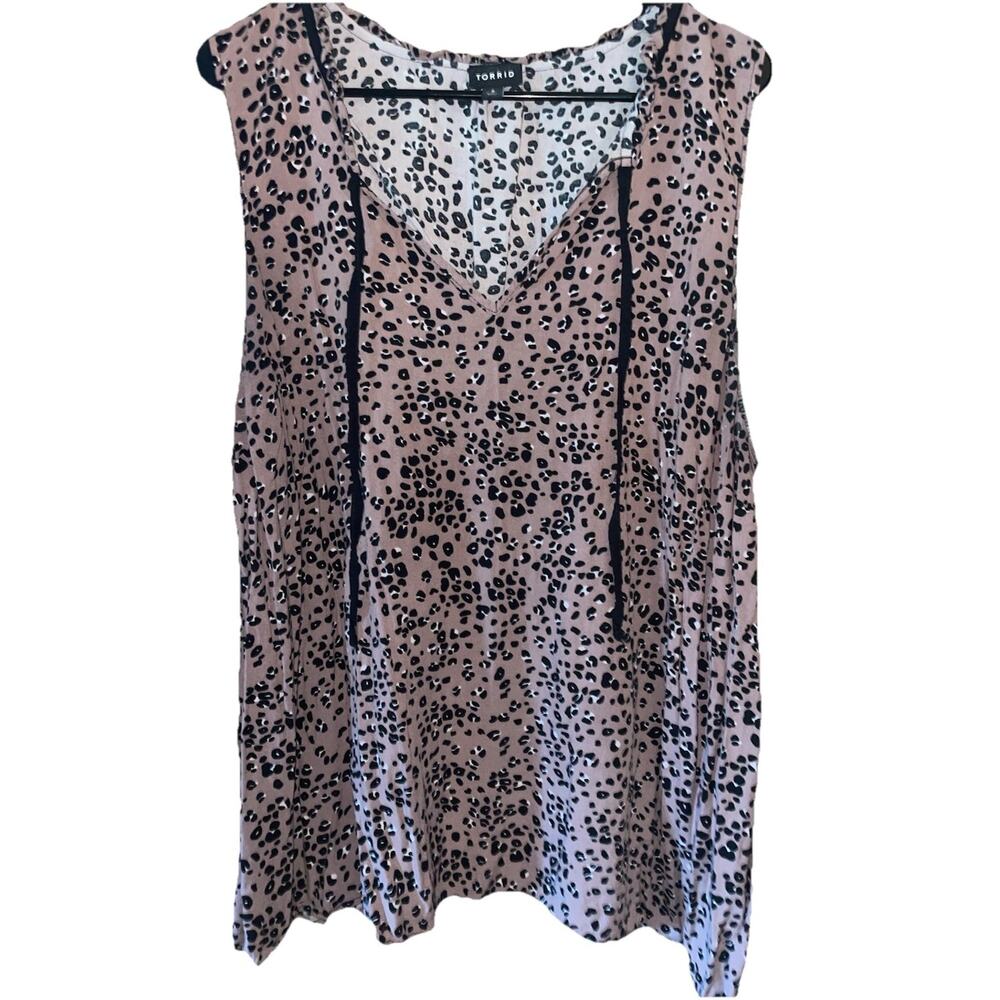 Women’s Torrid Sz 3 Sleeveless Cheetah Print Summer Top Light And Stretchy